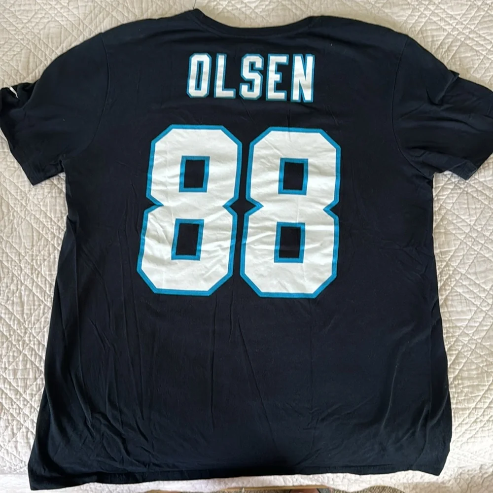 🔥🔥🔥Nike Carolina Panthers Greg Olsen T shirt size Large 🔥🔥🔥 - Picture 2 of 2